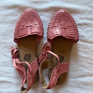Pink huaraches NWOT